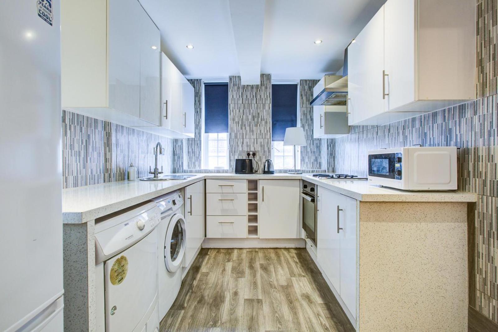 Knightsbridge Luxurious Residence - Facing Harrods Лондон Екстериор снимка